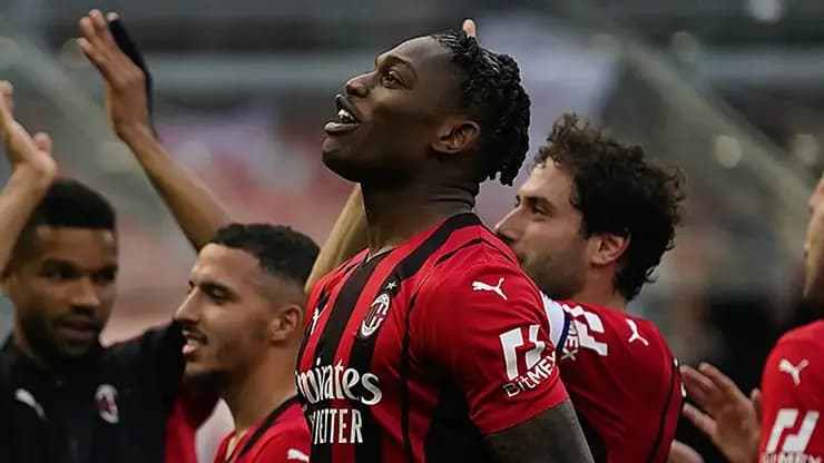 Rafael Leao'dan veda sinyali: İşte mutluluk reçetesi!
